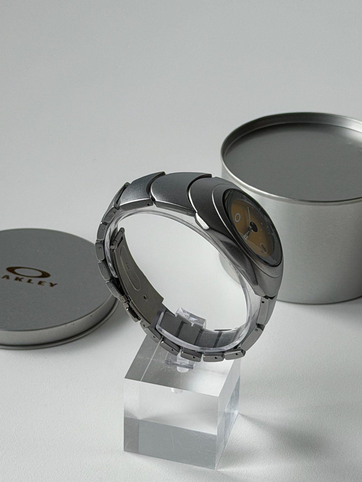 Oakley Time Bomb Style Watch – Sunburst Yellow